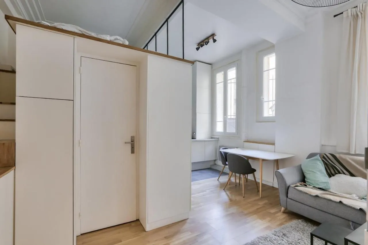 Charming Studio - Paris 18Th District Διαμέρισμα