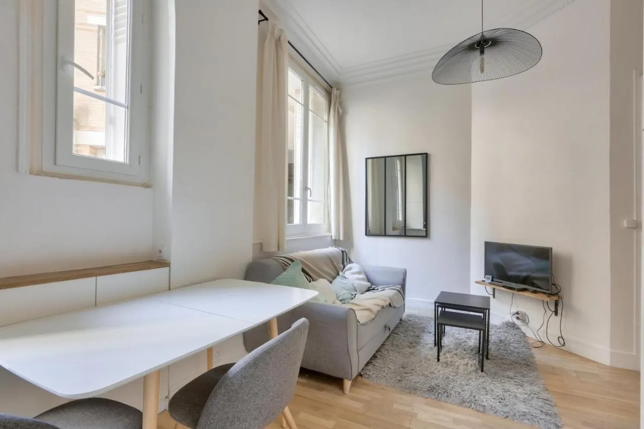 Charming Studio - Paris 18Th District Διαμέρισμα Γαλλία